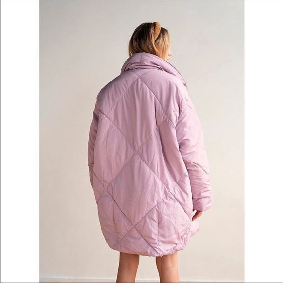 Free People Ella oversized puffer jacket in pastel purple - Picture 12 of 12